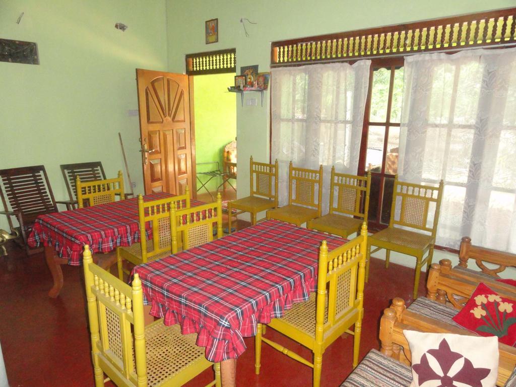 Lak Nilla Guest House ギリタレ エクステリア 写真