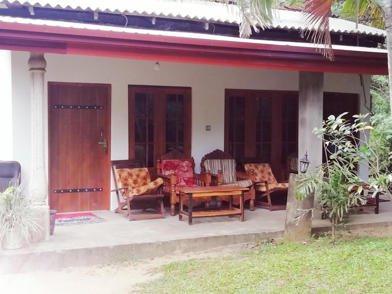 Lak Nilla Guest House ギリタレ エクステリア 写真